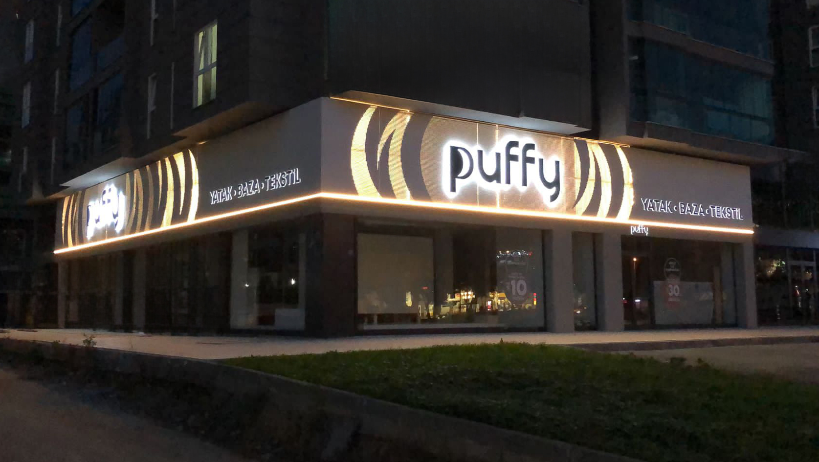 PUFFY